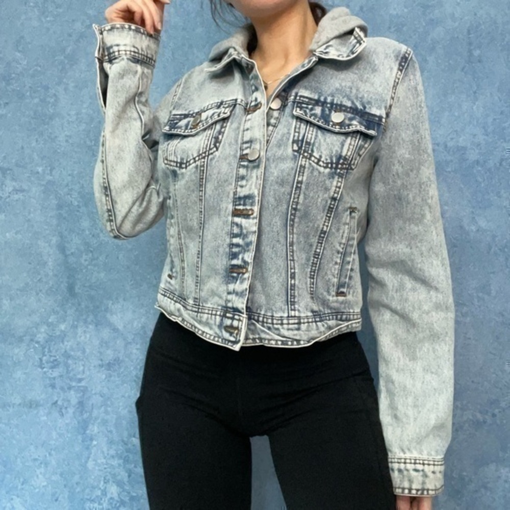 Ci Sono Light Wash Jean Jacket With Hood